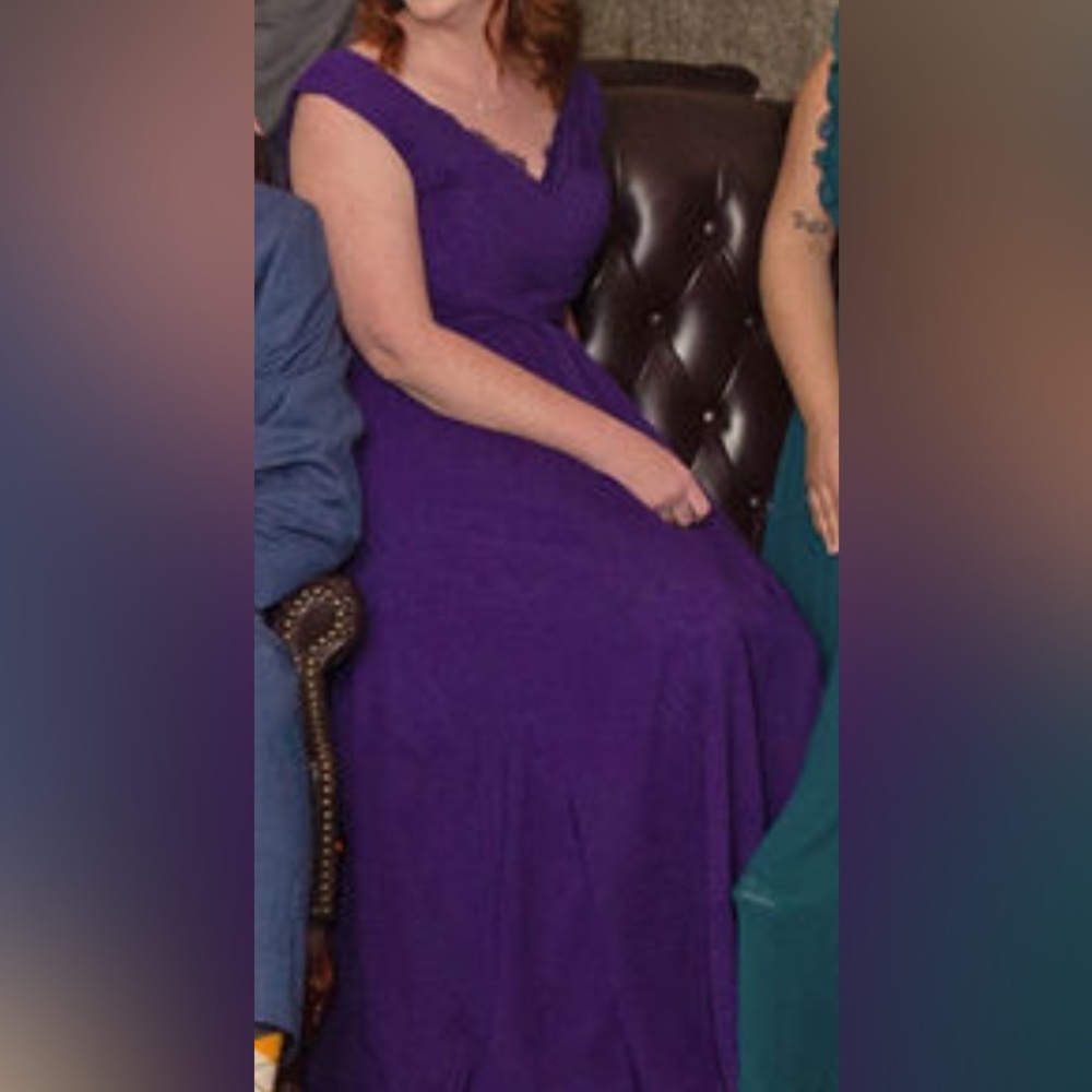 JJs House Romantic Bridesmaid Dress in Regency - Size 10 altered to 5’4” - Picture 4 of 5